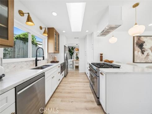 926 Bellis Street, Newport Beach, CA