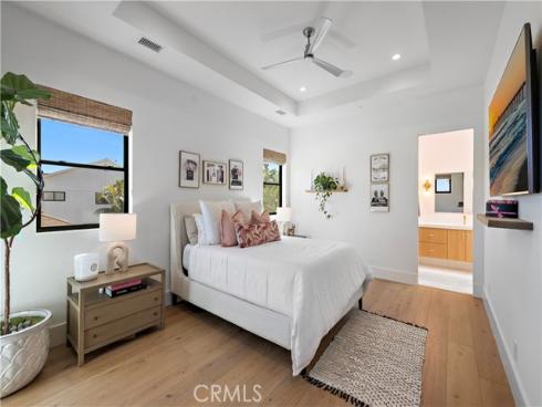 20321  Orchid  , Newport Beach, CA
