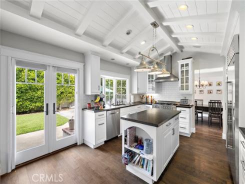 2201  Aralia  , Newport Beach, CA