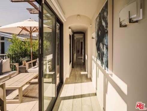 305  Grand Canal  8 , Newport Beach, CA