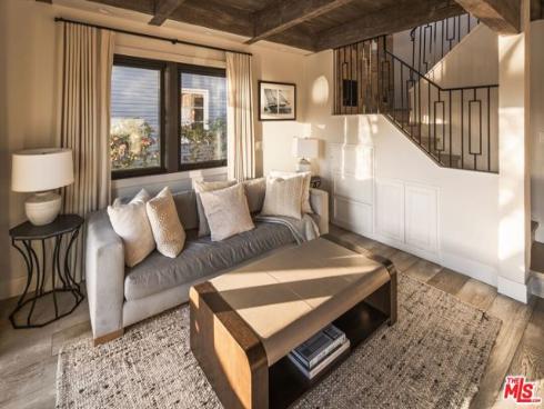 305  Grand Canal  8 , Newport Beach, CA
