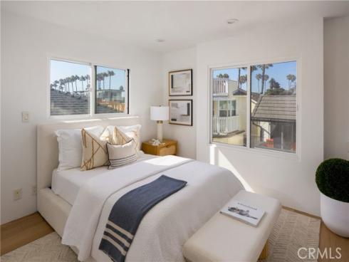 7204 W Oceanfront , Newport Beach, CA
