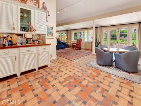 537  Vista Grande  , Newport Beach, CA