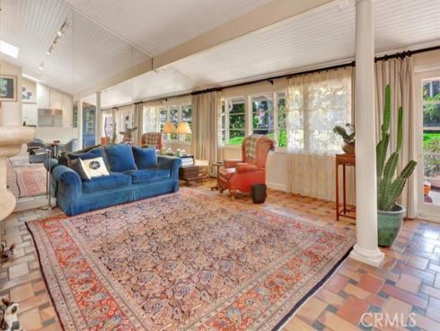 537  Vista Grande  , Newport Beach, CA