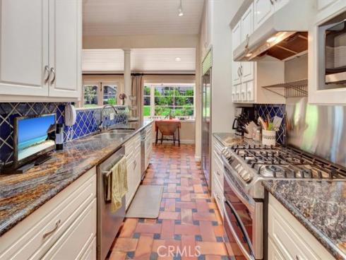 537  Vista Grande  , Newport Beach, CA