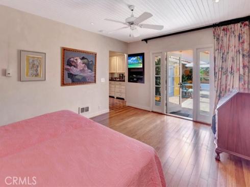 537  Vista Grande  , Newport Beach, CA