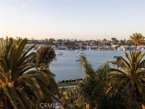 601  Lido Park  4B  Drive, Newport Beach, CA