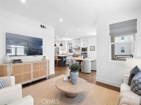 1209  Winslow  , Newport Beach, CA