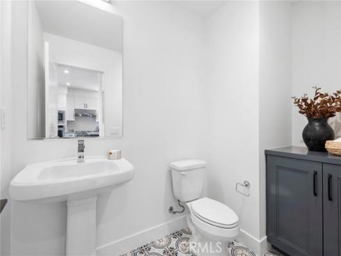 1209  Winslow  , Newport Beach, CA