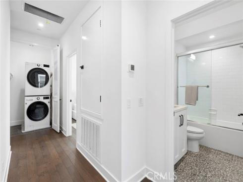 1209  Winslow  , Newport Beach, CA