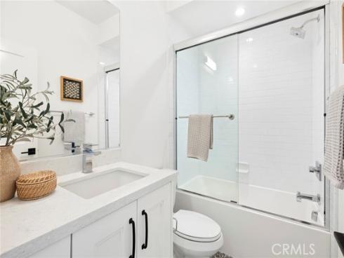 1209  Winslow  , Newport Beach, CA