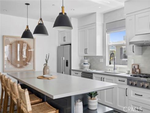1209  Winslow  , Newport Beach, CA