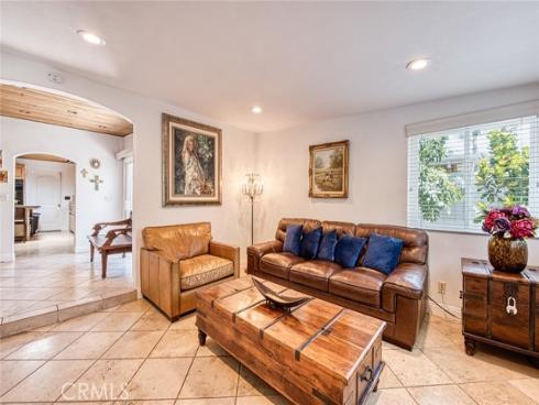327  Santa Isabel  , Newport Beach, CA
