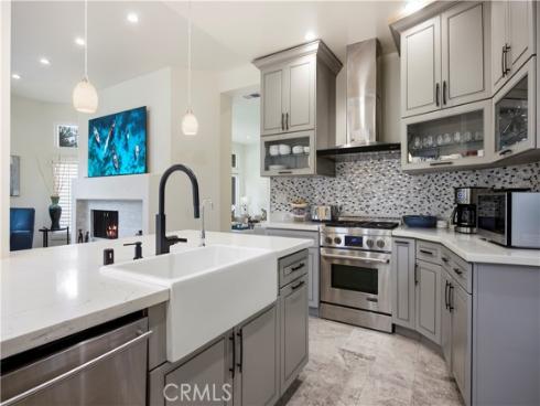 16  Lucerne  , Newport Beach, CA
