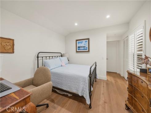 16  Lucerne  , Newport Beach, CA
