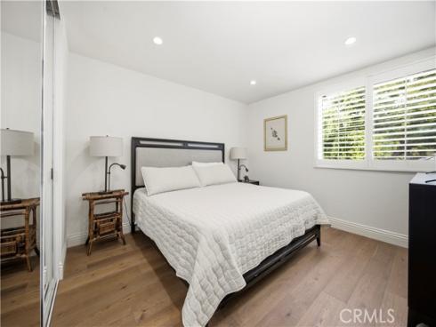 16  Lucerne  , Newport Beach, CA