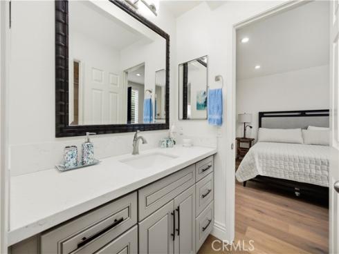 16  Lucerne  , Newport Beach, CA
