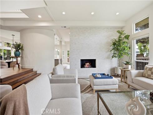 16  Lucerne  , Newport Beach, CA
