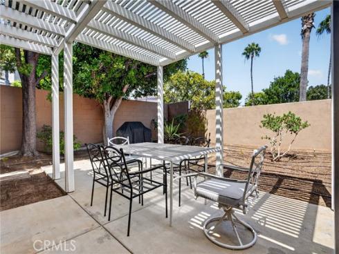 1  Cormorant Circle  , Newport Beach, CA