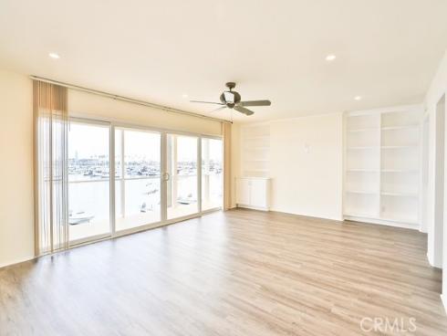 439  Via Lido Soud  , Newport Beach, CA