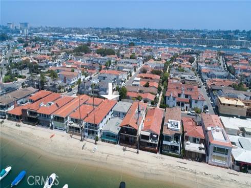 439  Via Lido Soud  , Newport Beach, CA