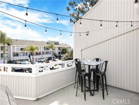10  Ima Loa   Court, Newport Beach, CA