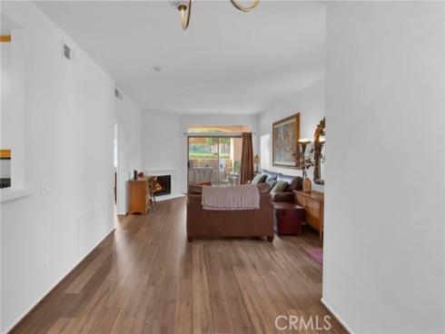 290 Villa Point Drive, Newport Beach, CA