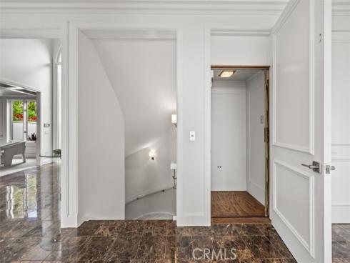 17  Napoli  , Newport Beach, CA