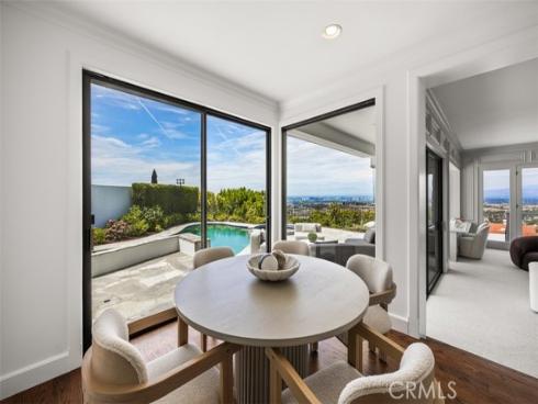 17  Napoli  , Newport Beach, CA