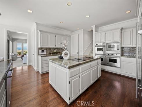17  Napoli  , Newport Beach, CA