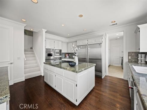 17  Napoli  , Newport Beach, CA