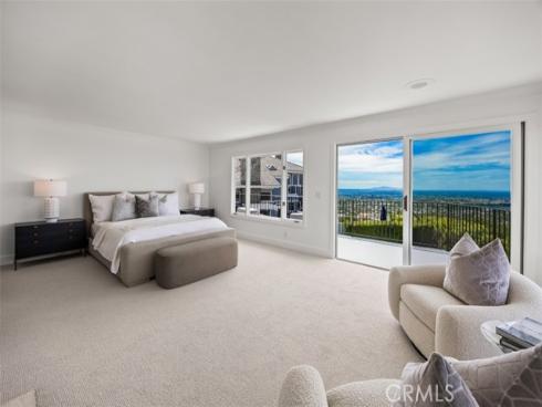 17  Napoli  , Newport Beach, CA