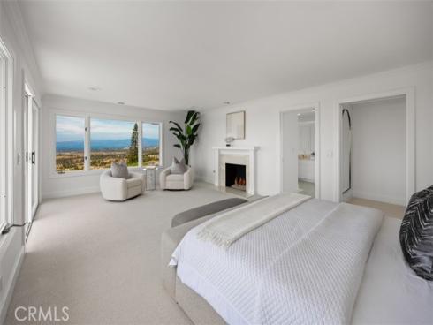 17  Napoli  , Newport Beach, CA