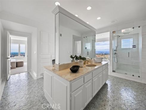 17  Napoli  , Newport Beach, CA