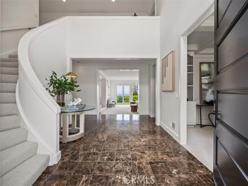 17  Napoli  , Newport Beach, CA