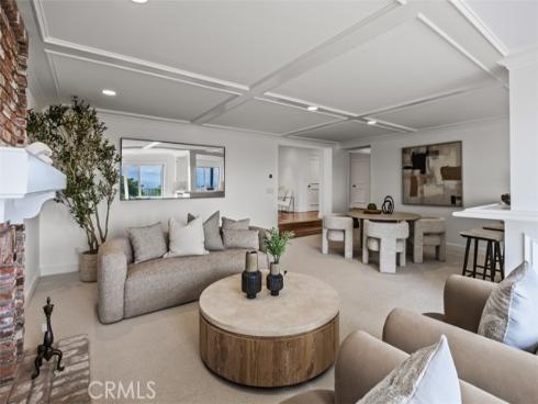 17  Napoli  , Newport Beach, CA