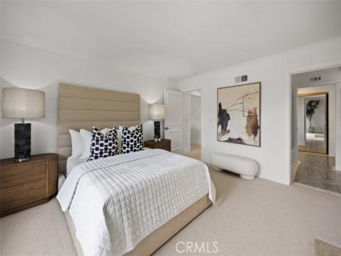 17  Napoli  , Newport Beach, CA