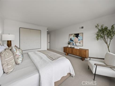 17  Napoli  , Newport Beach, CA