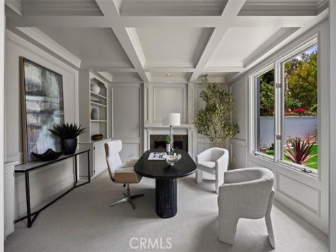 17  Napoli  , Newport Beach, CA