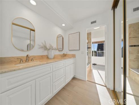 19  Swift   Court, Newport Beach, CA