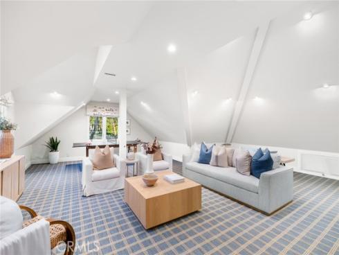 1  Cypress Point   Lane, Newport Beach, CA