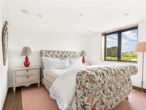 8  Beacon Bay  , Newport Beach, CA