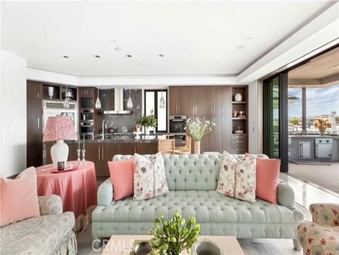 8  Beacon Bay  , Newport Beach, CA