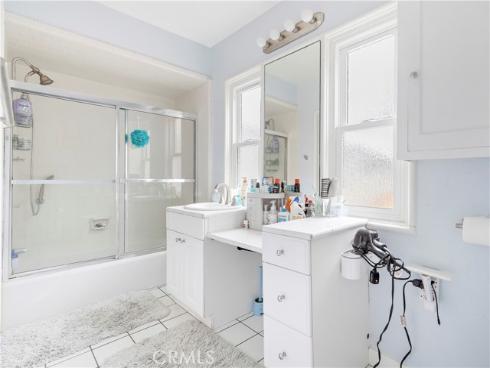 325  Grand Canal  , Newport Beach, CA