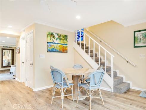 325  Grand Canal  , Newport Beach, CA