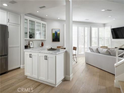 206 Hartford , Newport Beach, CA