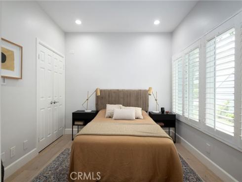 206 Hartford , Newport Beach, CA