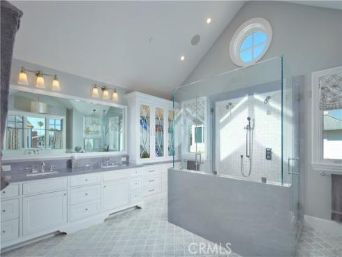 1324 E Balboa   Boulevard, Newport Beach, CA