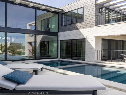 8  Cherry Hills   Ln, Newport Beach, CA