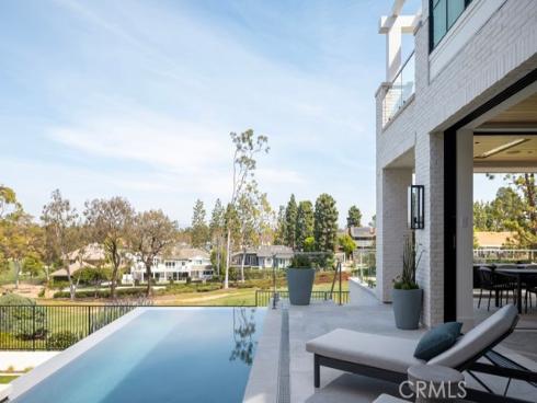 8  Cherry Hills   Ln, Newport Beach, CA